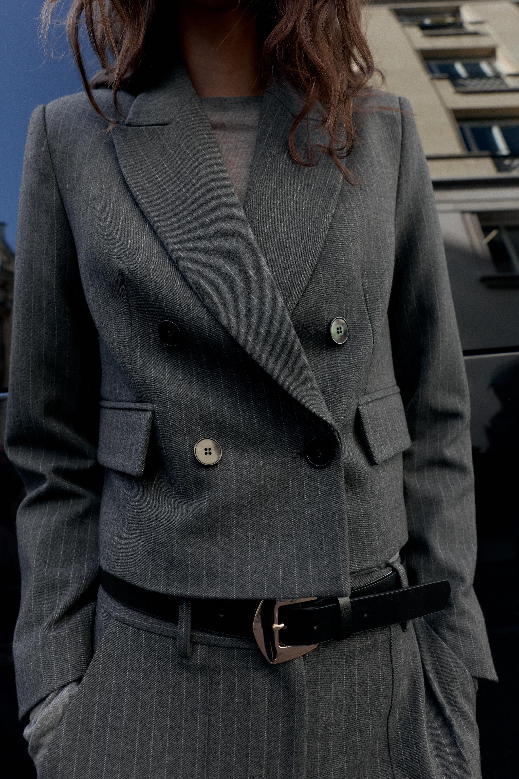 DOUBLE-BREASTED CROPPED PINSTRIPE BLAZER